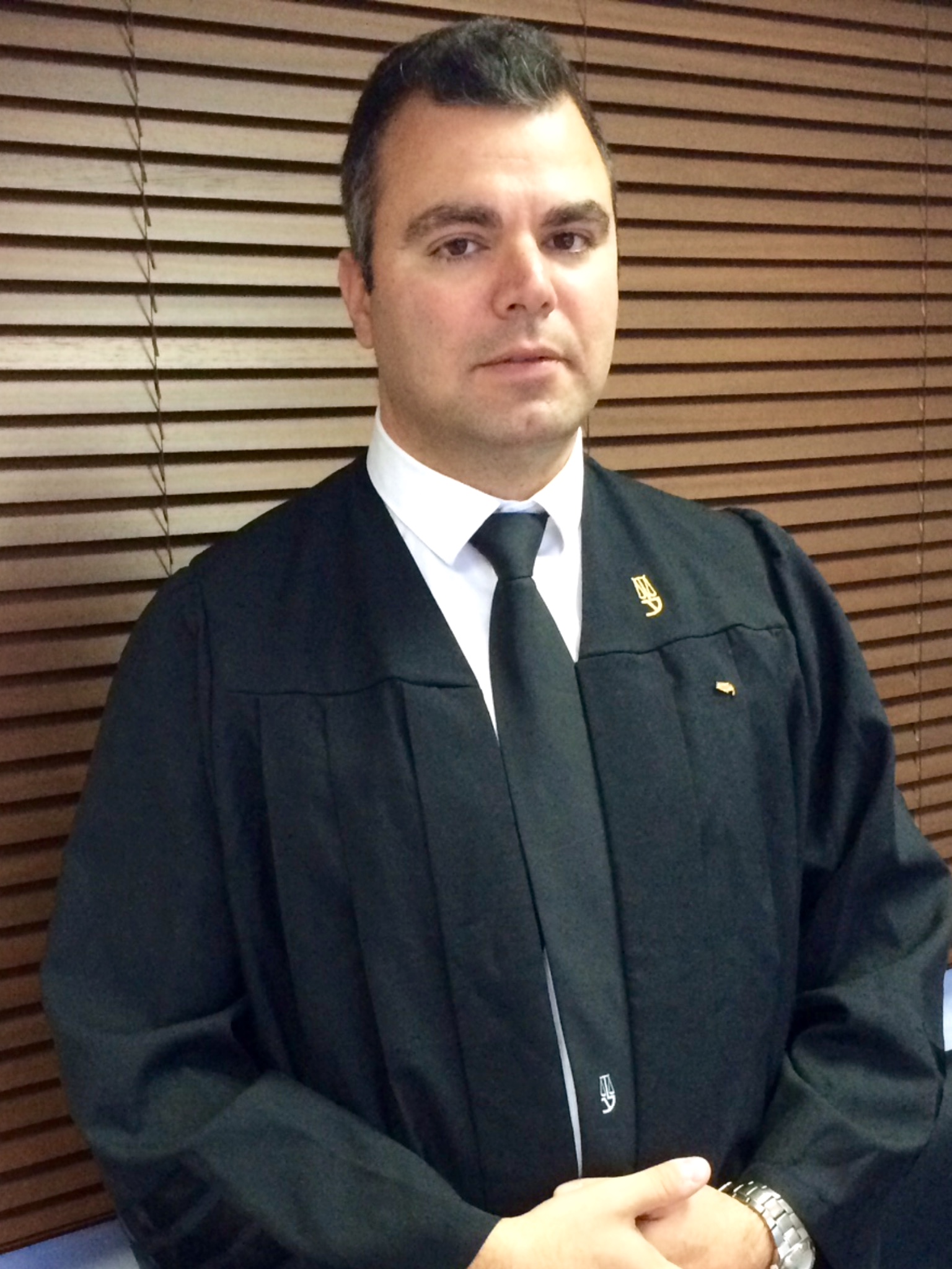 Adv. Meir Zrihen — Business and Real Estate Attorney